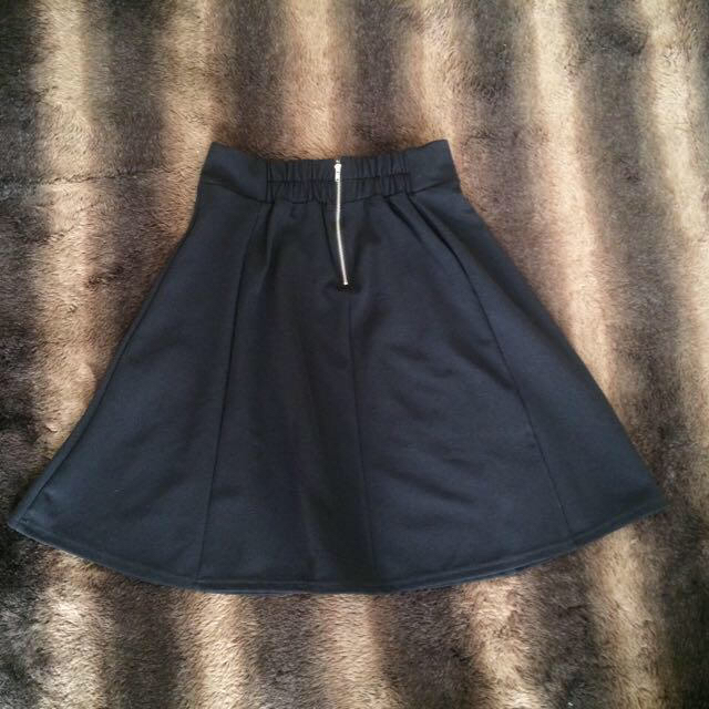 GU(ジーユー)のミモレ丈スカート レディースのスカート(ひざ丈スカート)の商品写真