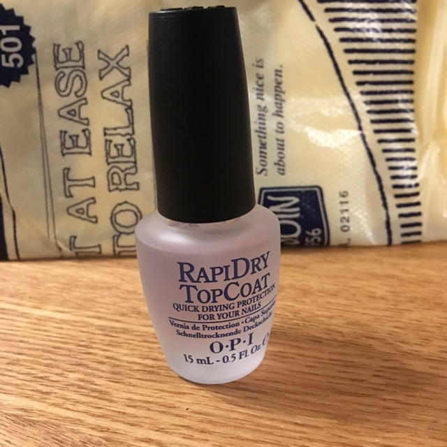 OPI(オーピーアイ)の【ほぼ未使用】OPI☆ラピドライトップコート コスメ/美容のネイル(ネイルトップコート/ベースコート)の商品写真