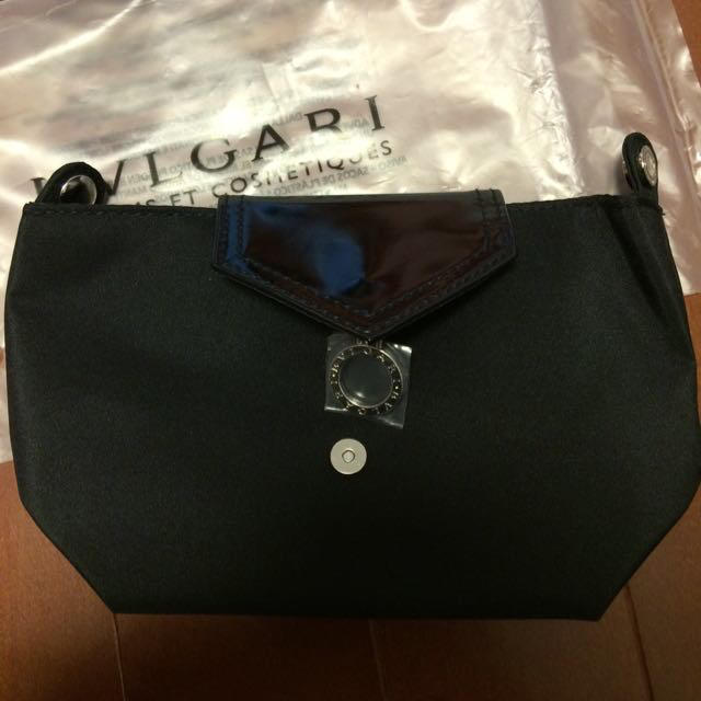 BVLGARI(ブルガリ)のBVLGARIコスメポーチ レディースのファッション小物(ポーチ)の商品写真