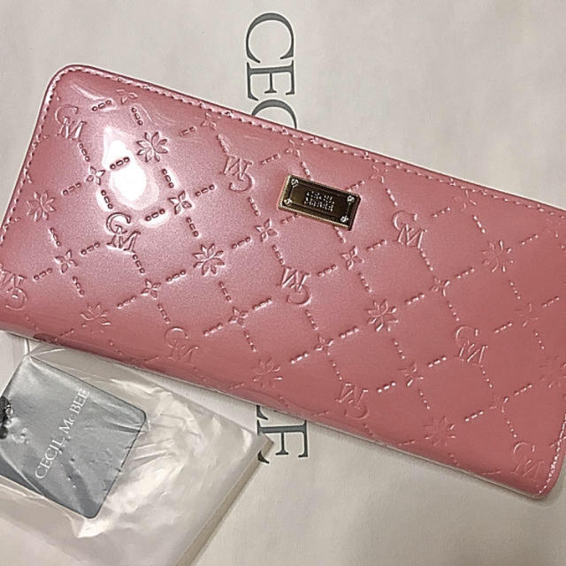 CECIL McBEE(セシルマクビー)のCECIL McBEE☆新品☆最新☆ロゴ☆ラウンドファスナー長財布☆ レディースのファッション小物(財布)の商品写真