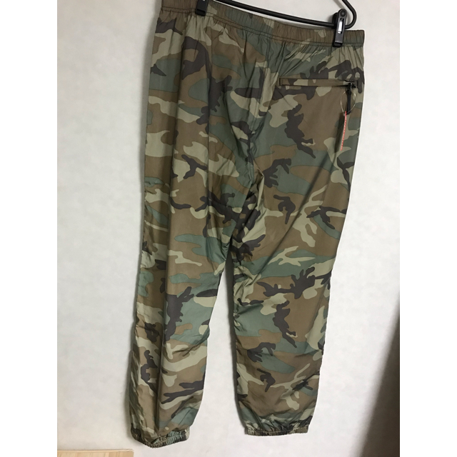 Supreme(シュプリーム)のCamo warm pants 迷彩 Lサイズ メンズのパンツ(ワークパンツ/カーゴパンツ)の商品写真