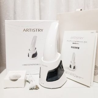 アムウェイ(Amway)のAmway アーティストリー
ホームエスティシャン クリア(フェイスケア/美顔器)