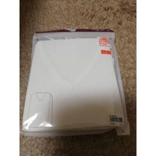 ユニクロ(UNIQLO)の【寒い季節を暖かく快適に】あったかＶネックＴ（9分袖）(その他)