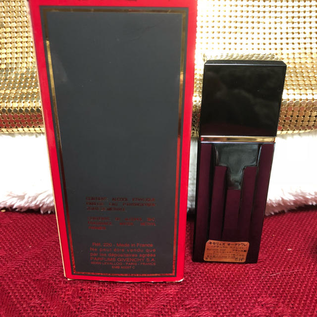 GIVENCHY(ジバンシィ)のジバンシイ香水25ml コスメ/美容の香水(香水(女性用))の商品写真