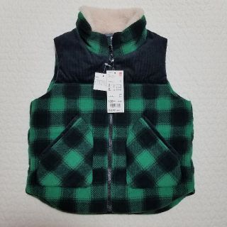 ユニクロ(UNIQLO)の★新品♪ ユニクロ ウォームパデット フリースベスト 120★(ジャケット/上着)