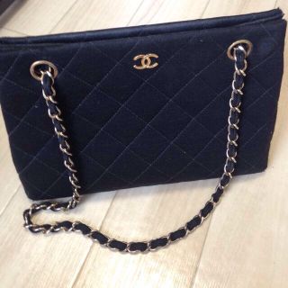 正規品 CHANEL ウール地キルティングチェーンショルダーバッグ