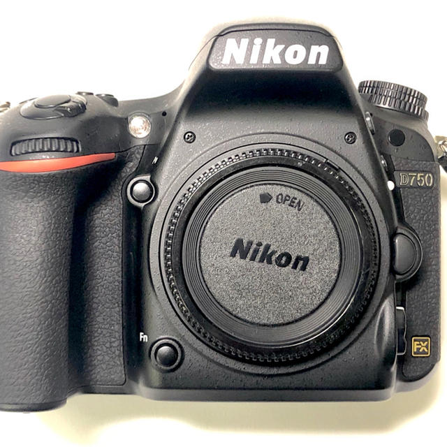 Nikon(ニコン)のD750本体。オーバーホール済み。 スマホ/家電/カメラのカメラ(デジタル一眼)の商品写真