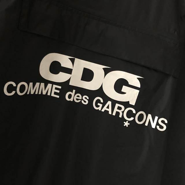 COMME des GARCONS(コムデギャルソン)のCDG ナイロンコート メンズのジャケット/アウター(ナイロンジャケット)の商品写真