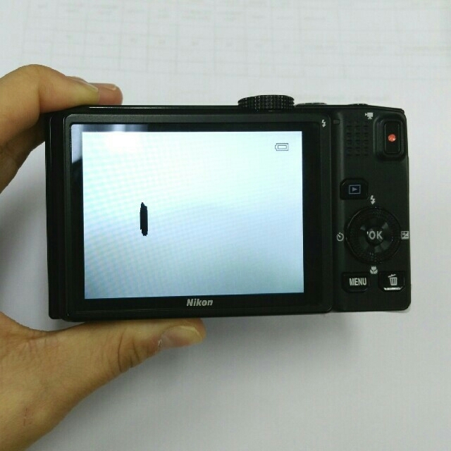 Nikon(ニコン)のCOOLPIX S8200 ジャンク スマホ/家電/カメラのカメラ(コンパクトデジタルカメラ)の商品写真