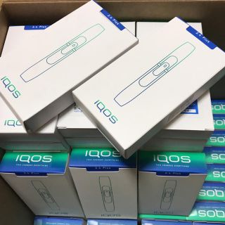 アイコス(IQOS)の新品未開封★iQOS 2.4Plus ホルダー 136個セット★送料無料(タバコグッズ)