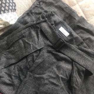 フィーニー(PHEENY)の再値下げ◾️PHEENY : WIDE TUCK SLACKS(カジュアルパンツ)