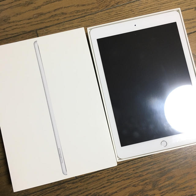 iPad 6世代 2018年 wi-fiモデル 32GB