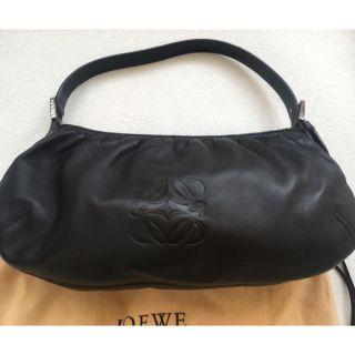 ロエベ(LOEWE)のロエベ ショルダーバッグ(ショルダーバッグ)