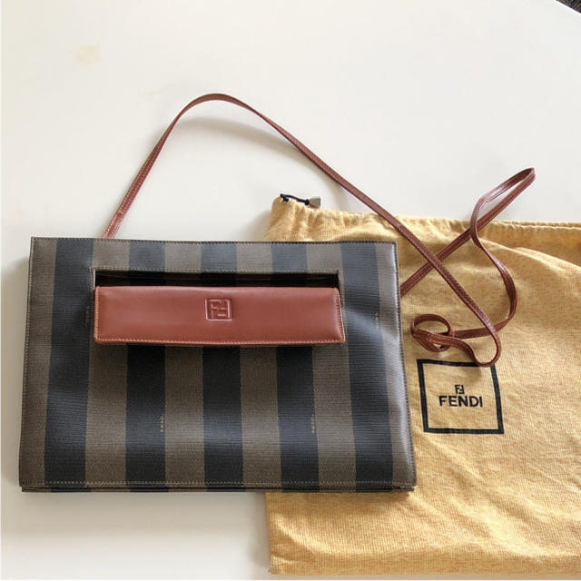 FENDI  ペカン クラッチバッグ