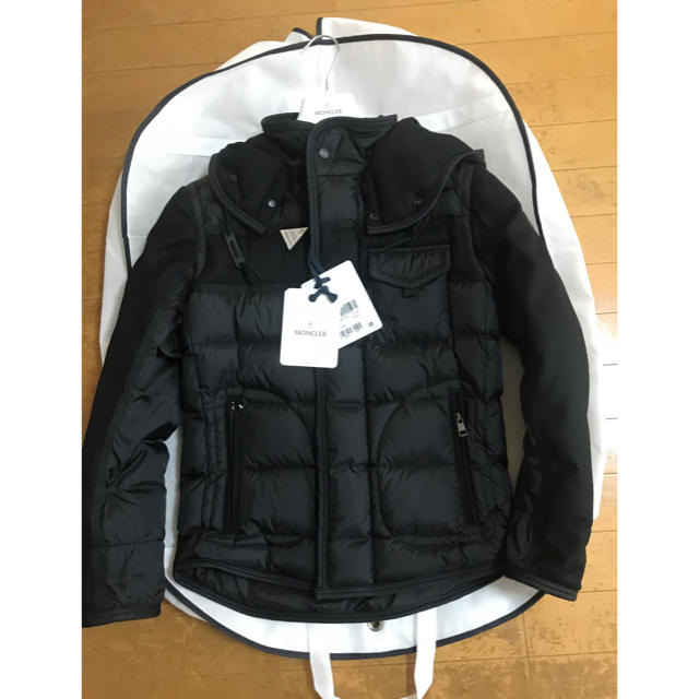 MONCLER(モンクレール)のモンクレールライアン メンズのジャケット/アウター(ダウンジャケット)の商品写真