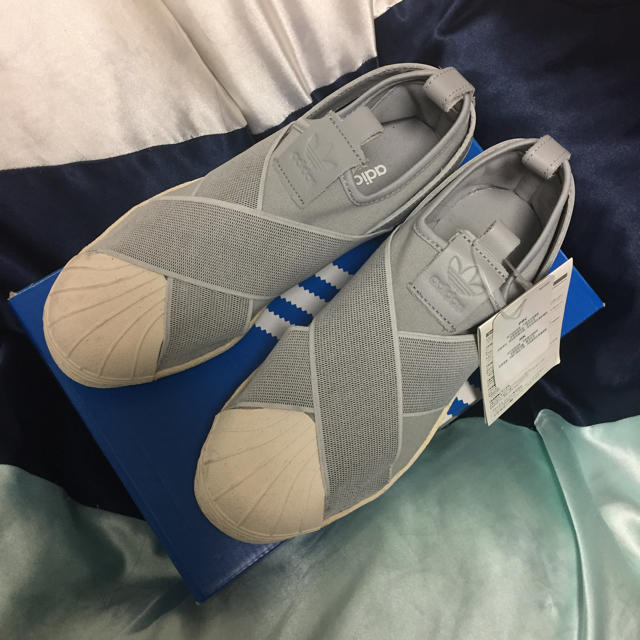 adidas(アディダス)の【ひろりん様専用】adidas スリッポン グレー レディースの靴/シューズ(スニーカー)の商品写真