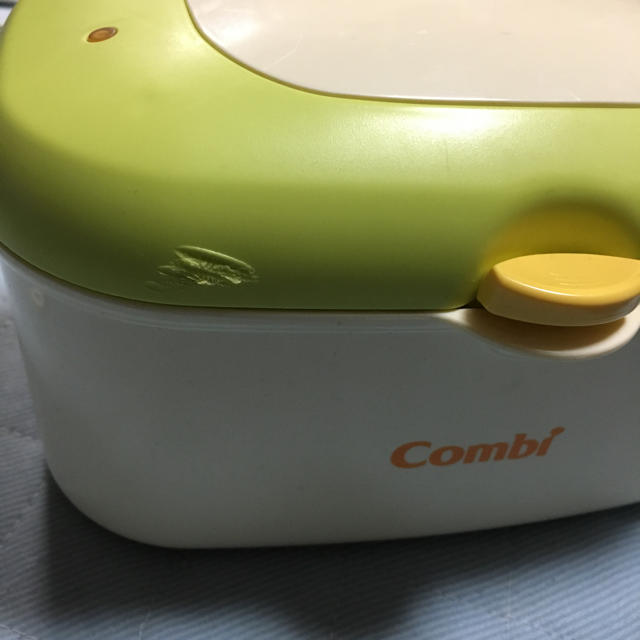 combi(コンビ)のお尻拭きウォーマー キッズ/ベビー/マタニティのおむつ/トイレ用品(その他)の商品写真