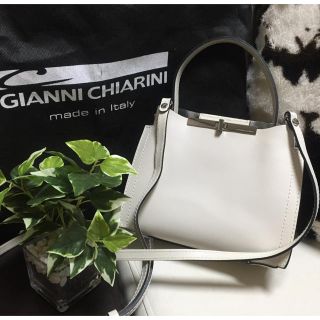 ドゥーズィエムクラス(DEUXIEME CLASSE)のGIANNI CHIARINI/ジャンニキャリーニ  ミニレザーハンドバッグ(ショルダーバッグ)