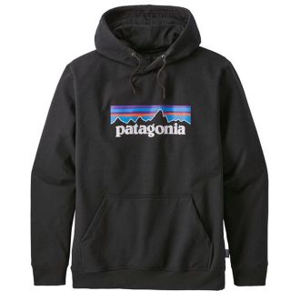 パタゴニア(patagonia)の【新品 サイズXS】Patagonia メンズP-6ロゴ・アップライザルフーディ(スウェット)