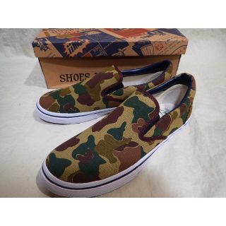 ジーアールエヌ(grn)の新品！スリッポン grn デッキシューズ　迷彩 CAMO(スリッポン/モカシン)