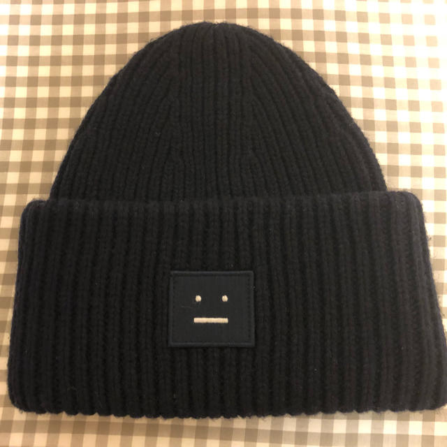 ACNE(アクネ)のAcne Studios ニット帽 紺色 レディースの帽子(ニット帽/ビーニー)の商品写真