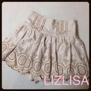 リズリサ(LIZ LISA)の LIZLISA♡刺繍スカパン(ミニスカート)