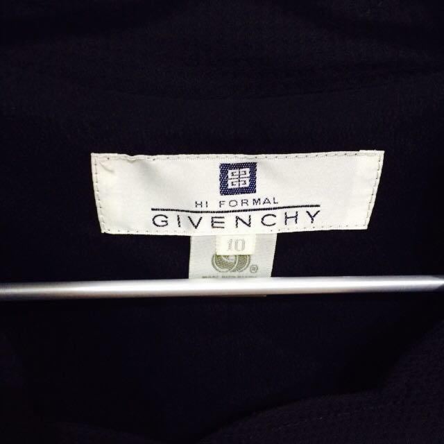 GIVENCHY(ジバンシィ)のジバンシー☆スカラップジャケット レディースのジャケット/アウター(ノーカラージャケット)の商品写真