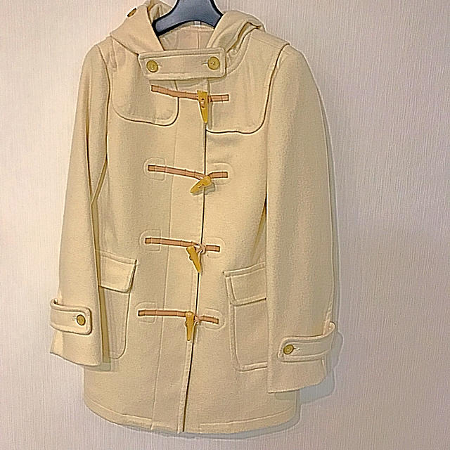 MUJI (無印良品)(ムジルシリョウヒン)の無印良品 白ダッフルコート レディースのジャケット/アウター(ダッフルコート)の商品写真