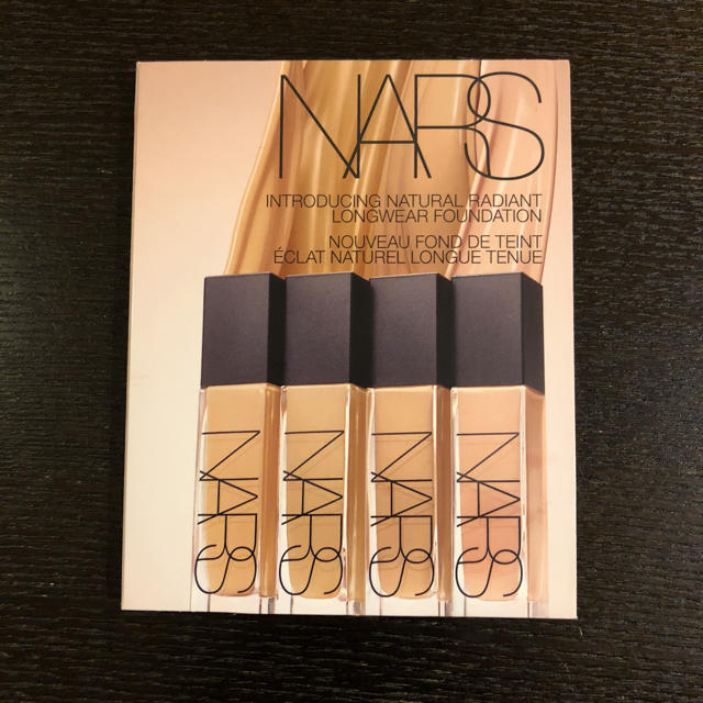 NARS(ナーズ)のナーズ☆NARSナチュラルラディアントロングウェアファンデーションサンプル コスメ/美容のベースメイク/化粧品(ファンデーション)の商品写真