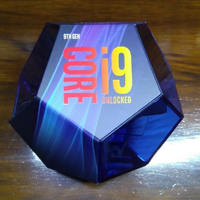 Intel Core i9 9900K BOX

新品 未使用 未開封