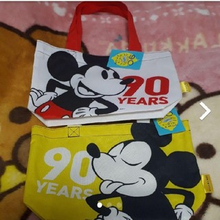 ディズニー(Disney)の《新品》ミッキー90周年　ランチトートバッグ　2つ(トートバッグ)