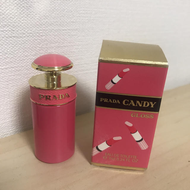 PRADA(プラダ)のプラダ☆キャンディ グロス コスメ/美容の香水(香水(女性用))の商品写真