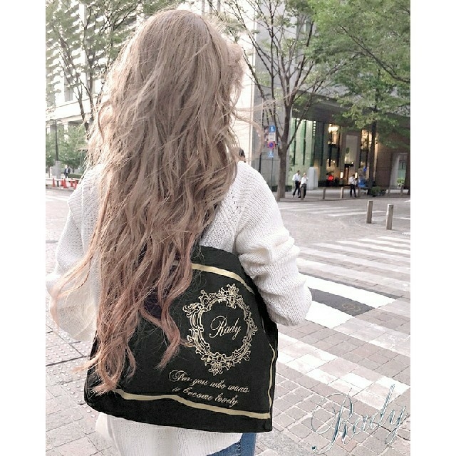 Rady(レディー)の専用♡Radyトートバック　新品未使用 レディースのバッグ(トートバッグ)の商品写真