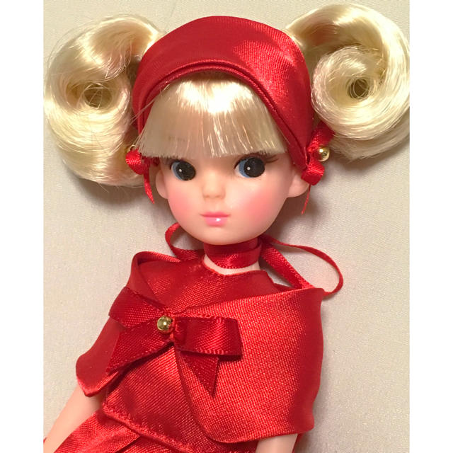 赤サテンのドレス 初代復刻リカちゃんサイズ チュールパニエの通販 by ronny's shop｜ラクマ
