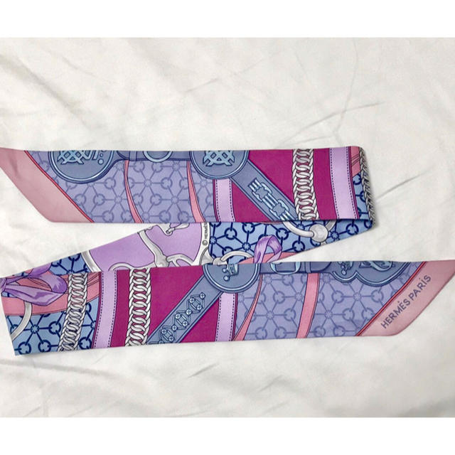 格安即決 HERMES ツイリー Dame de Coeur twilly 刺繍