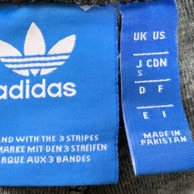 adidas(アディダス)のアディダス トラックパンツ メンズのパンツ(その他)の商品写真