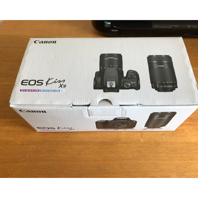 新品未開封 Canon EOS kiss X9 ダブルズームキット