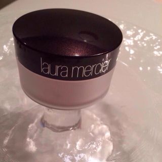 ローラメルシエ(laura mercier)のローラメルシエ☺︎新品未使用☺︎パウダー(その他)