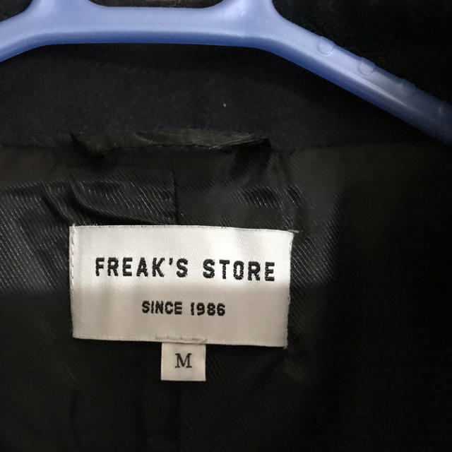 FREAK'S STORE(フリークスストア)のフリークスストア  チェスターコート ネイビー メンズのジャケット/アウター(チェスターコート)の商品写真