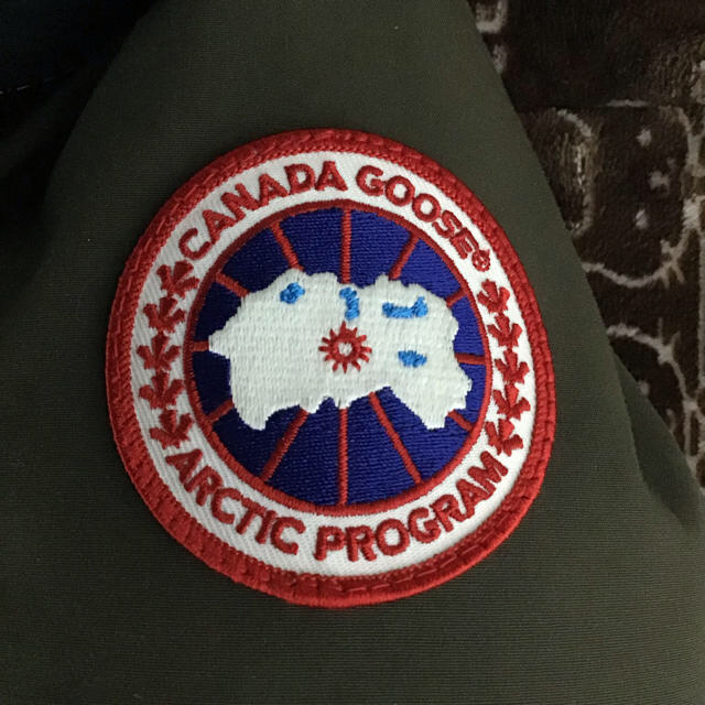 CANADA GOOSE(カナダグース)のカナダグース ジャスパー ダウン シャトー エクスペディション モンクレール メンズのジャケット/アウター(ダウンジャケット)の商品写真