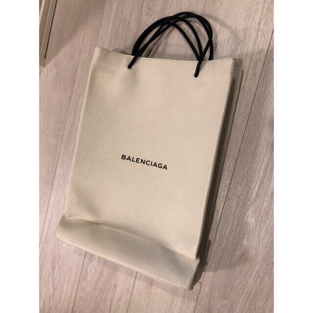 BALENCIAGA BAG(バレンシアガバッグ)の【最安値】BALENCIAGA バレンシアガ トートバッグ 完売品レア メンズのバッグ(トートバッグ)の商品写真