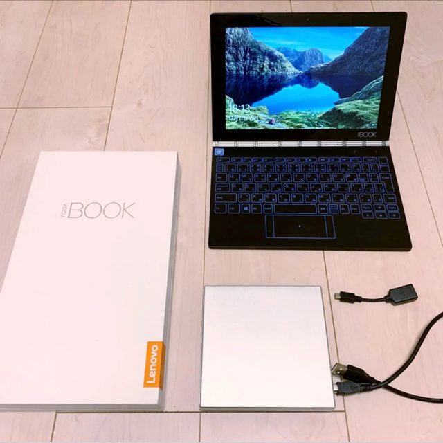 YOGA BOOK with Windows 64GBPC/タブレット