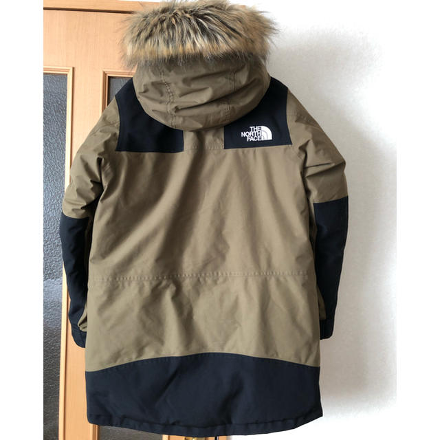 THE NORTH FACE(ザノースフェイス)の☆THE NORTH FACE マウンテンダウンコート レディースM レディースのジャケット/アウター(ダウンコート)の商品写真