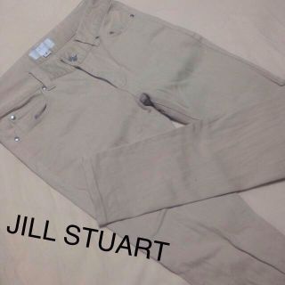 ジルスチュアート(JILLSTUART)のJILL STUART スキニー(デニム/ジーンズ)