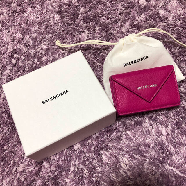 Balenciaga(バレンシアガ)のBALENCIAGAミニウォレットピンク新品未使用♡♡ レディースのファッション小物(財布)の商品写真