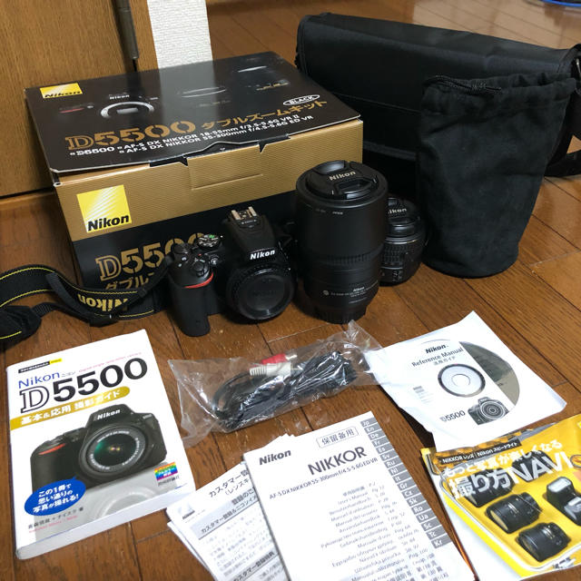 【一眼レフカメラ】「Nikon D5500 ダブルズームキット」美品スマホ/家電/カメラ