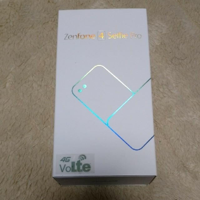 新品未開封 Zenfone 4 Selfie Pro ブラック ZD552KLのサムネイル
