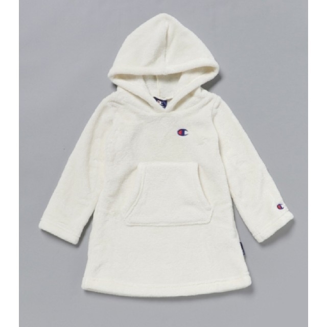 Champion(チャンピオン)のチャンピオン　ボアフリースワンピース　キッズ　110 キッズ/ベビー/マタニティのキッズ服女の子用(90cm~)(ワンピース)の商品写真