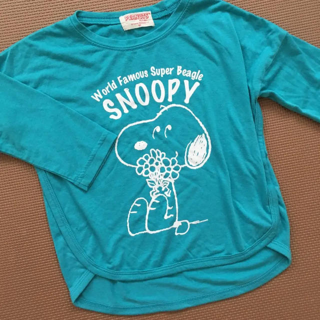 SNOOPY(スヌーピー)のスヌーピー トップス キッズ/ベビー/マタニティのキッズ服男の子用(90cm~)(Tシャツ/カットソー)の商品写真