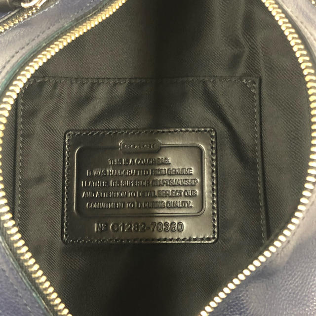 COACH コーチ 70360 牛革 トンプソン レザーボディバッグ ネイビー COACH コーチ 70360 牛革 トンプソン レザーボディバッグ ネイビー